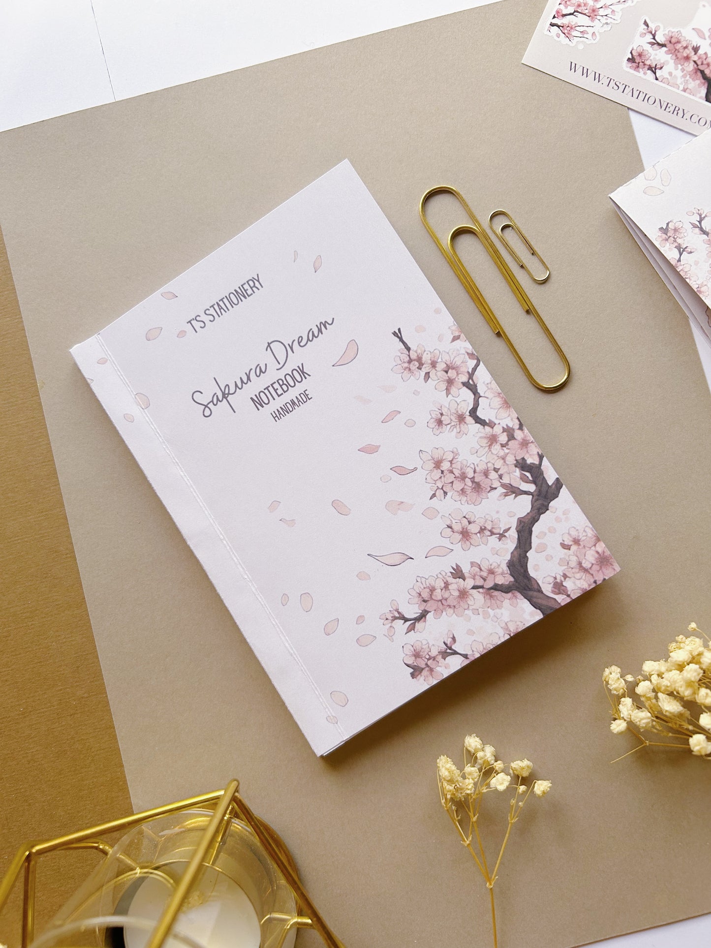 "Sakura Dream" Handmade DIN A6 Notebook