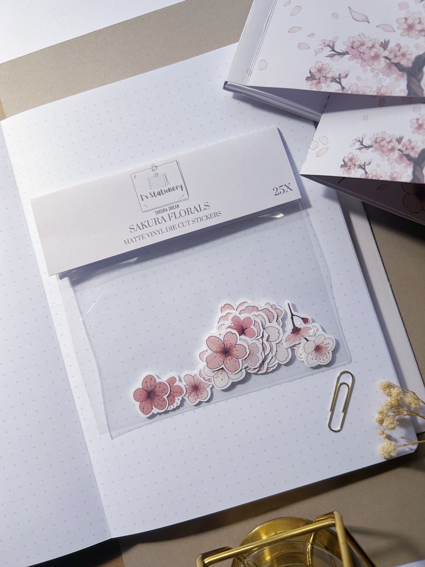 25pcs "Sakura Dream" Sakura Floral Die Cut Sticker Pack