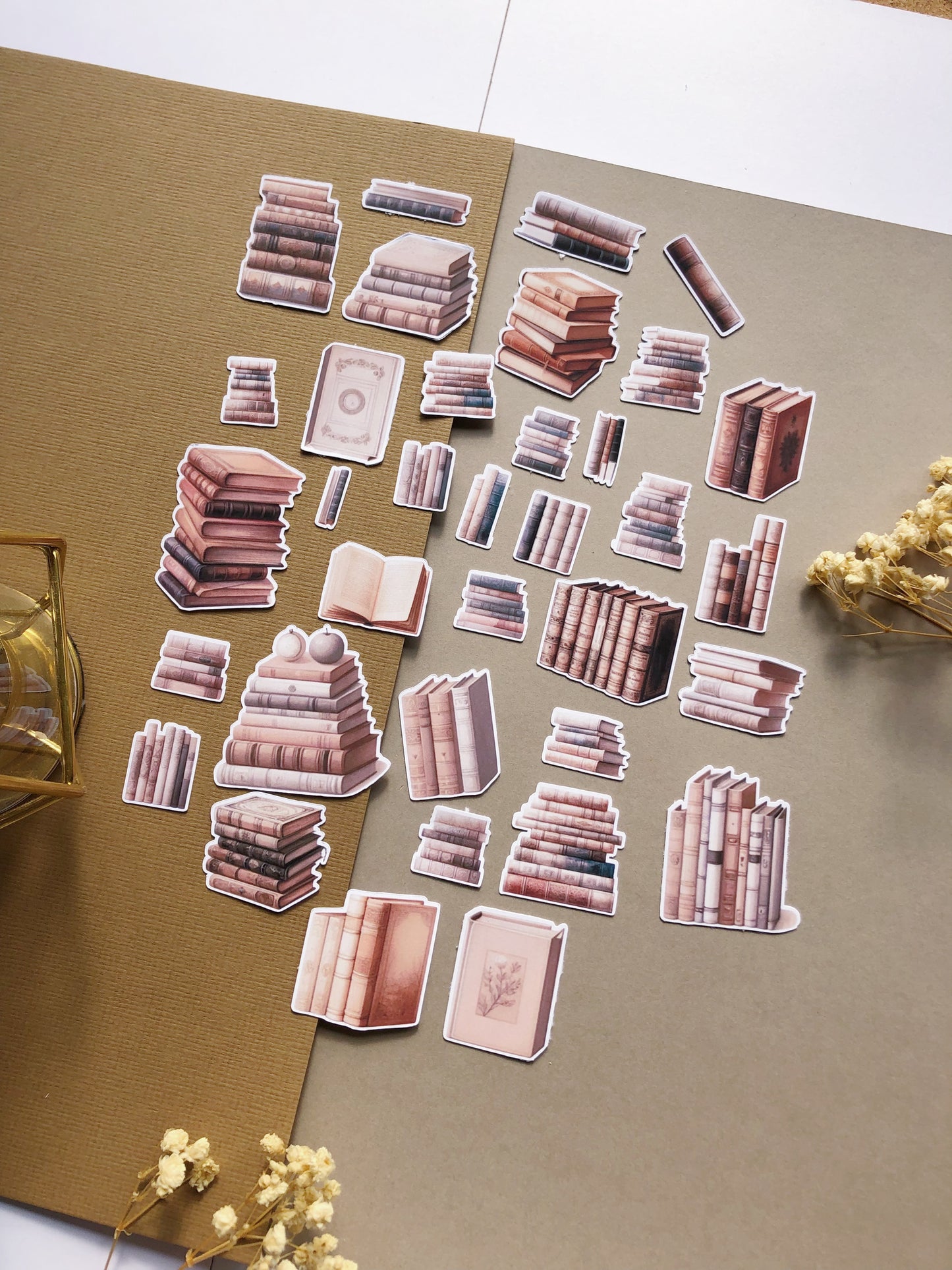 35x "Old Aesthetic Books" Sticker Pack