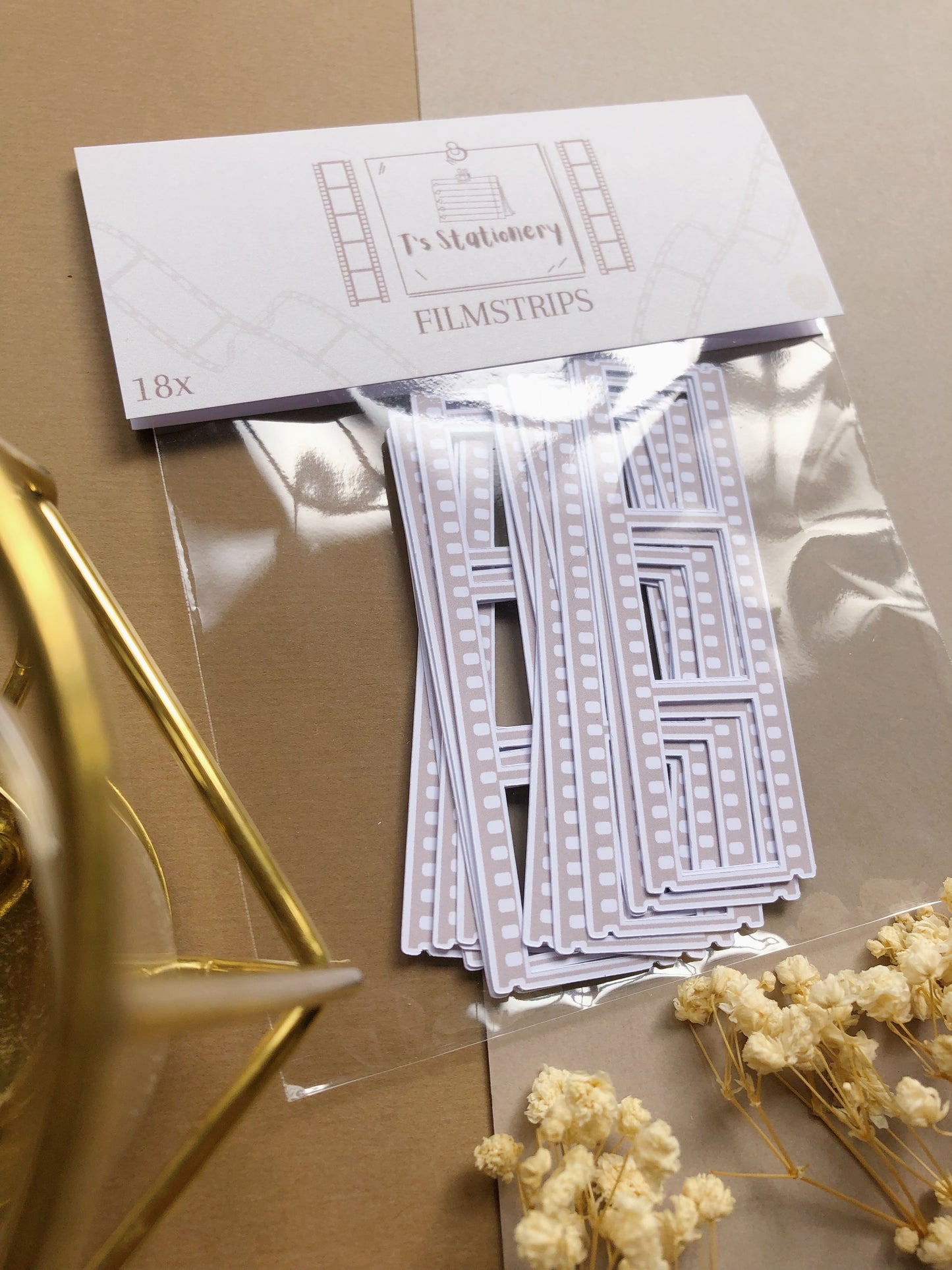 "18Pcs Beige Film Strip Die Cut Stickers"